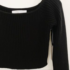 Lovers + Friends Sweaters - NWT Lovers + Friends Bells Crop Sweater Lovers + Friends Sweaters - NWT Lovers + Friends Bells Crop Sweater